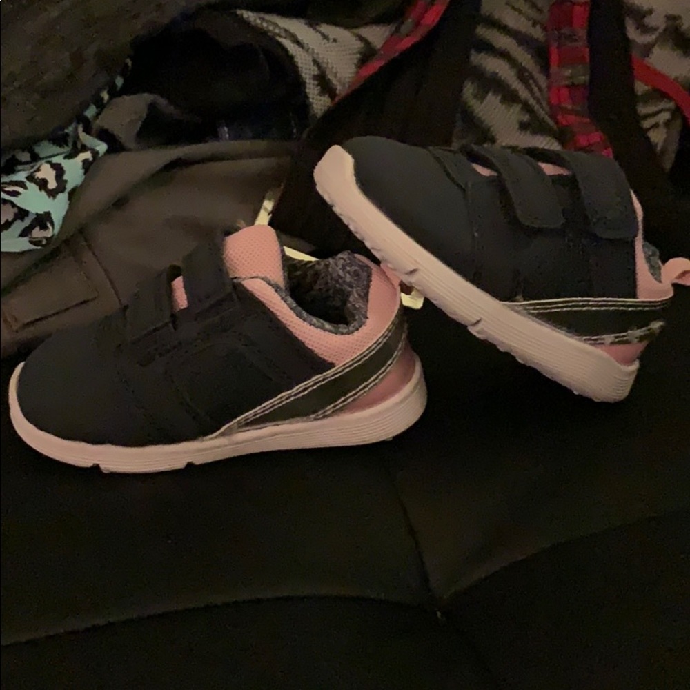 Toddler shoes